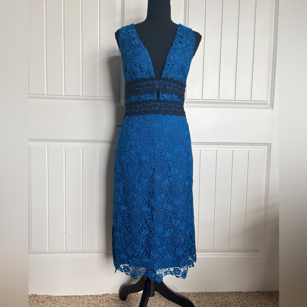 Daisy Fuentes Royal Blue Lace V-Neck Midi Dress with Black Waistband